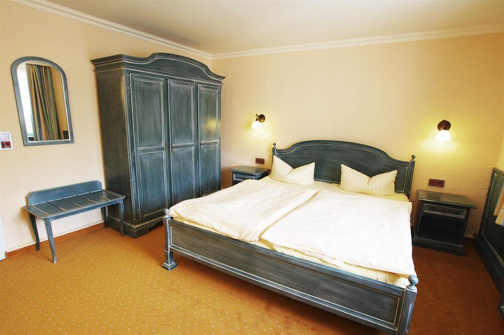 Hotel Duenenschloss Mit Private Spa Zinnowitz Exterior foto